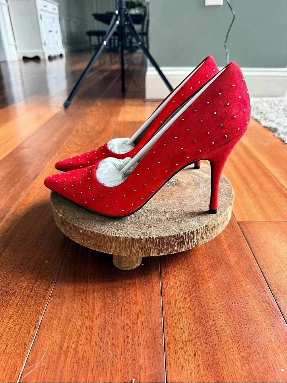 Paolo Aurora Red Studded Pointed Toe Pumps Size 8.5 NIB